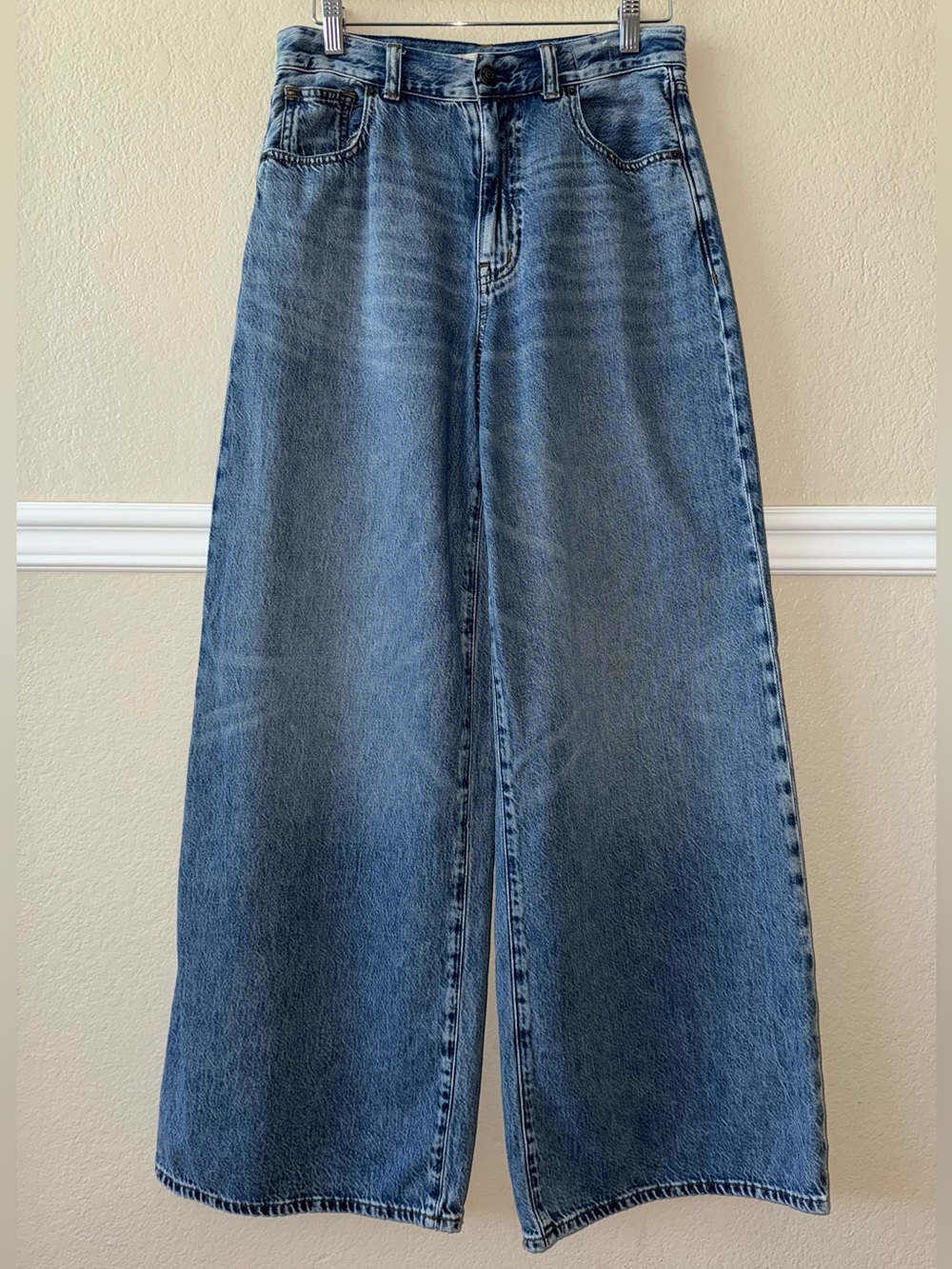 LIKE NEW Madewell Superwide Leg Jeans Size 27